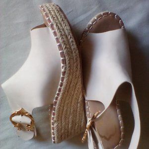 Wonder Women's Wedge Heels, Peep Toes and Braided Wedge. Size 6 - New in bag